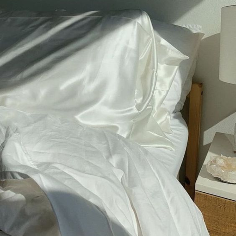 5 Thoughts on What Happens to Your Brain When You Don’t Sleep Enough