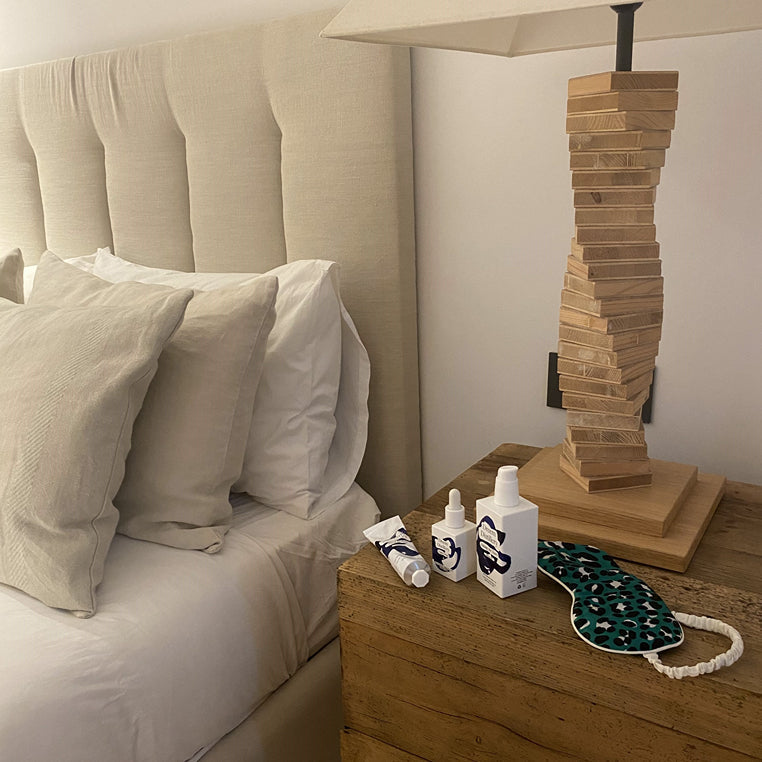 CBD for Menopause: Benefits, Safety & Relief Tips (A Guide)